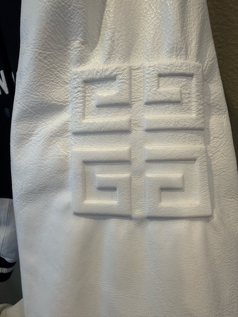 Givenchy Black & White Cropped Logo Bomber Jacket - Picture 4 of 8